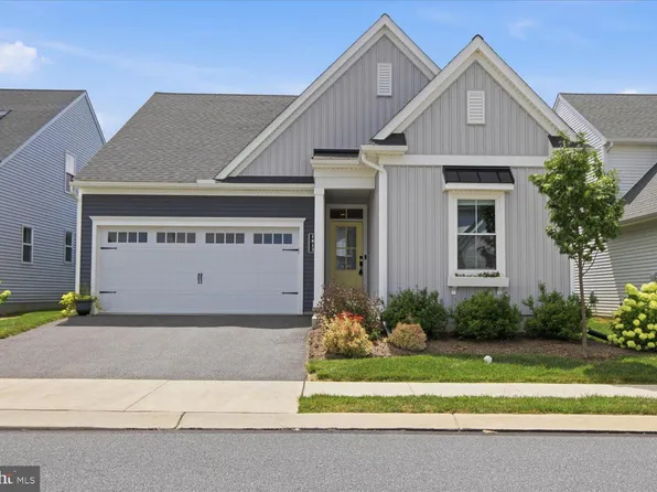 1813 Emerald Way, Mount Joy, PA 17552
