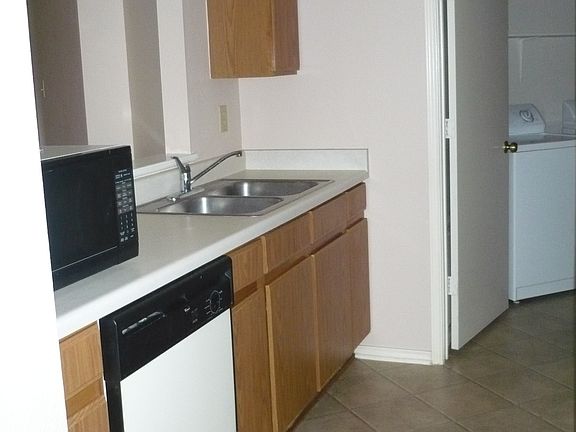 Kitchen Sink area