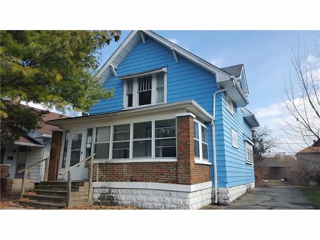 801 N Oakland Ave photo 1