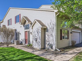 9172 Comstock Ln N, Maple Grove, MN 55311