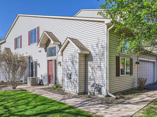 9172 Comstock Ln N, Maple Grove, MN 55311