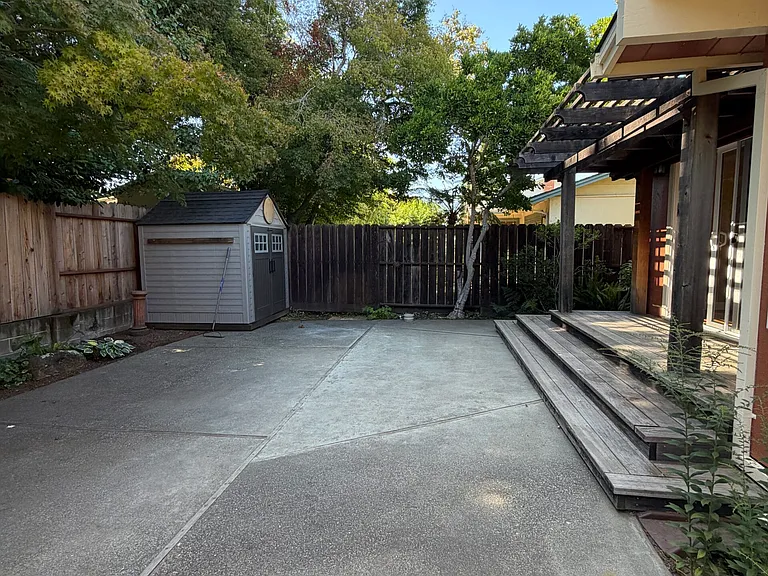 3743 Newark Dr — Photo 27