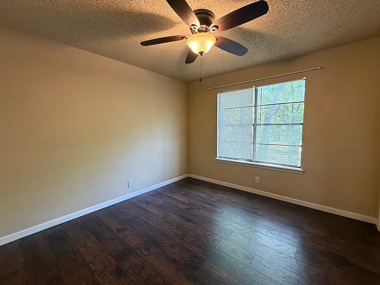 1408 S Chestnut Ave — Photo 34