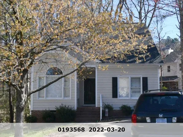 1604 Nesfield Pl, Raleigh, NC 27606