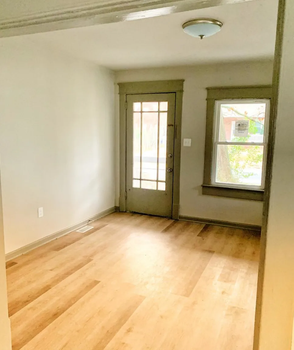 410 Chamberlain - 1 — Photo 4