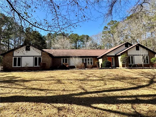 60 Fireside Ct, Cataula, GA 31804