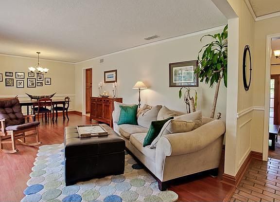 4th image of 3345 Shady Hollow Ln