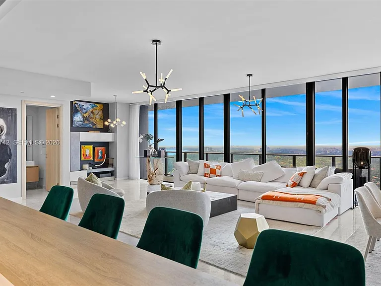 1000 Brickell Plz #Penthouse 5304 — Photo 21