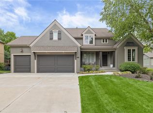 13244 Falmouth St, Leawood, KS 66209
