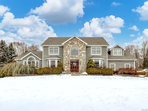 2 Garnett Hill Road, Chester, NY 10918