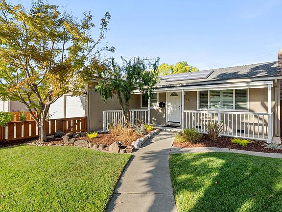3rd image of 1402 Santa Paula Ave