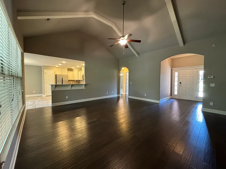 4027 Benjamin Ln — Photo 8