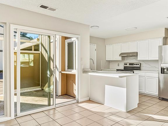5th image of 104 Oliva Court #C