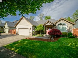 2459 Borders Dr, Eugene, OR 97404