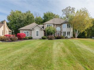 6 Oaktwist Cir, Rochester, NY 14624