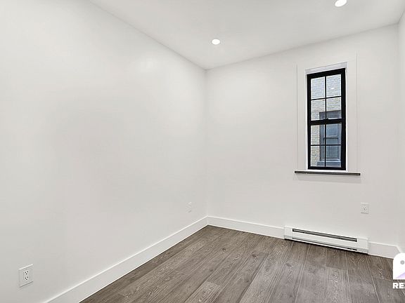 5th image of 476 W 165th St APT 4J