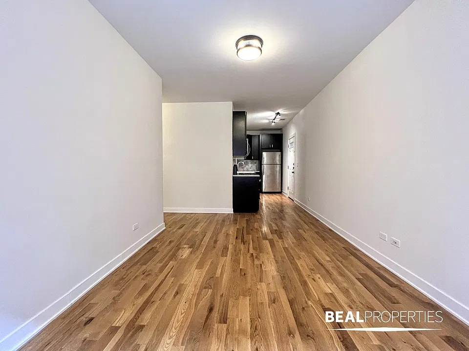 2207 W Eastwood Ave #1N