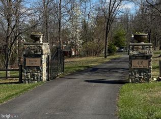 410 Valley View Dr, Winchester, VA