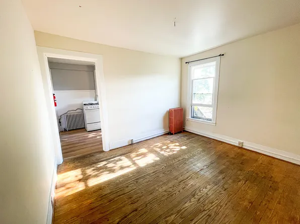 705 E Seneca St, Ithaca, NY 14850