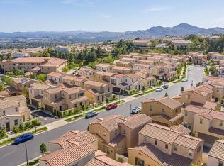 20236 Pienza Ln, Northridge, CA 91326