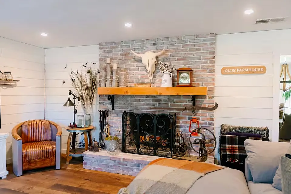 3 bed, 1895 sqft, $13,000 — Photo 4