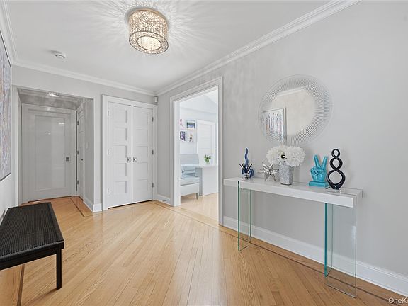 2nd image of 53 Windmill Road