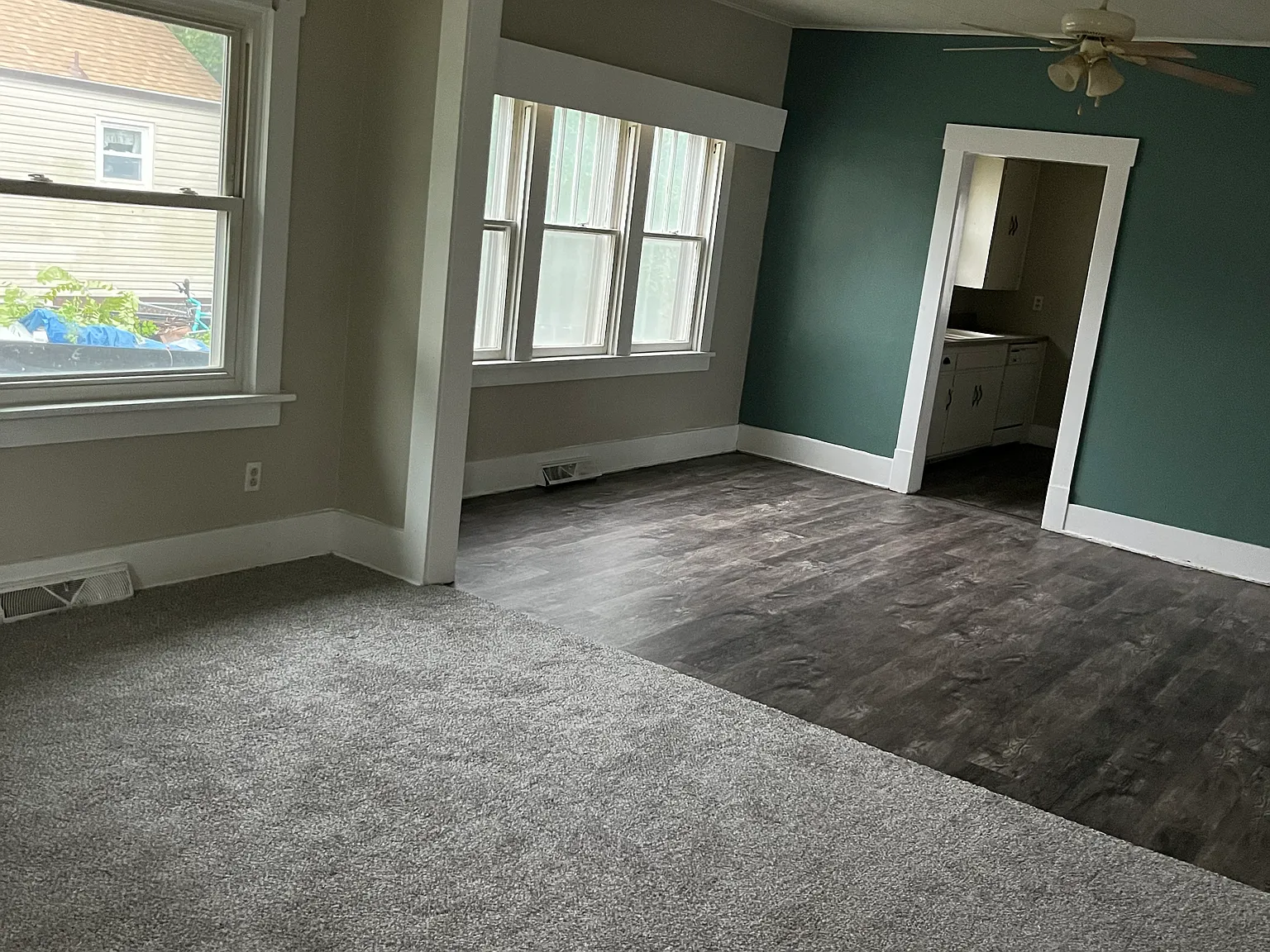 3 bed, 1073 sqft, $1,050 — Photo 2