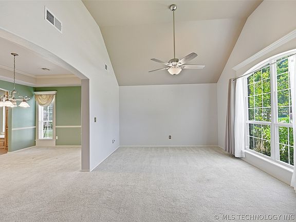 4th image of 13091 E 91st Pl N