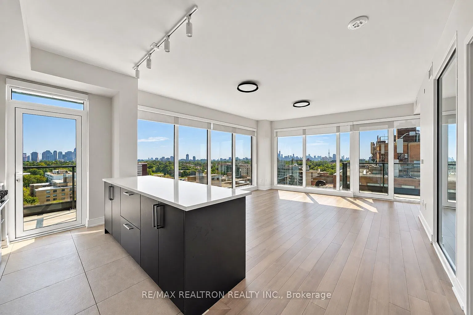 3 bed, $4,995 — Photo 3