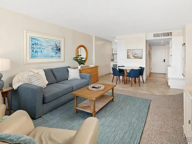 1720 Avenida Del Mundo #1501 — Photo 3