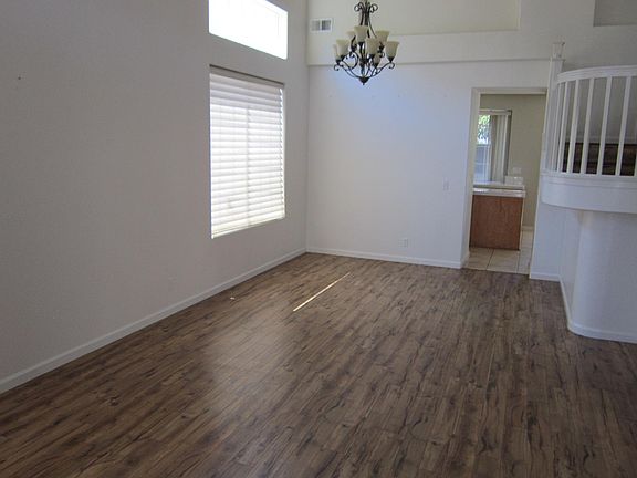 4th image of 5633 Pacific Grove Way