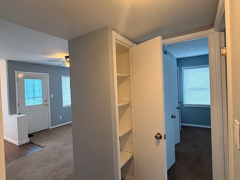 13610 Emery Ave — Photo 11