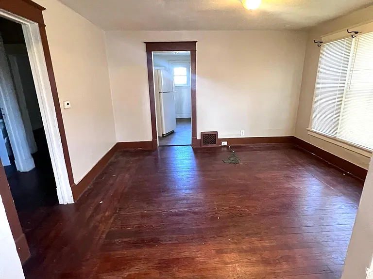 1007 Mahlon St — Photo 11