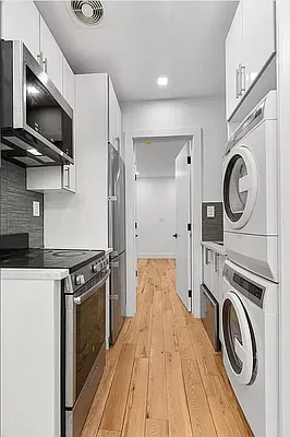 Rented by REAL New York | media 5