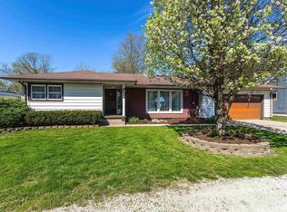 621 S Illinois St, Geneseo, IL 61254