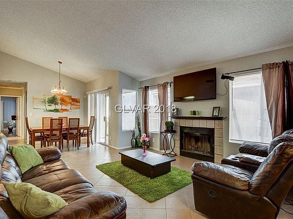 4th image of 4640 E Van Buren Ave