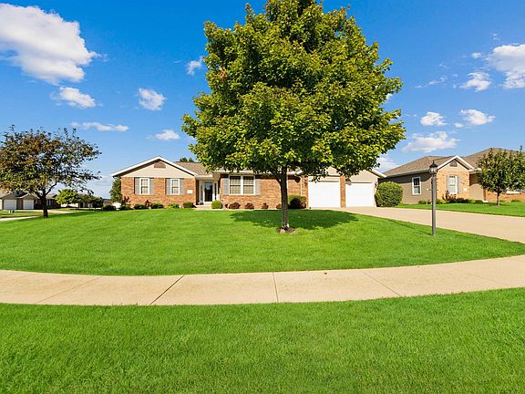 2nd image of 122 Wingate Dr #122