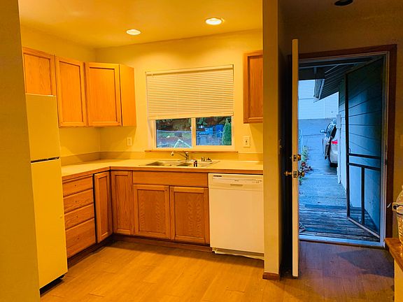2nd image of 6901 E Crestwood Ct #6903