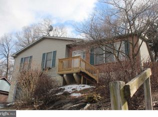 17 Bare Ave, Reading, PA 19607