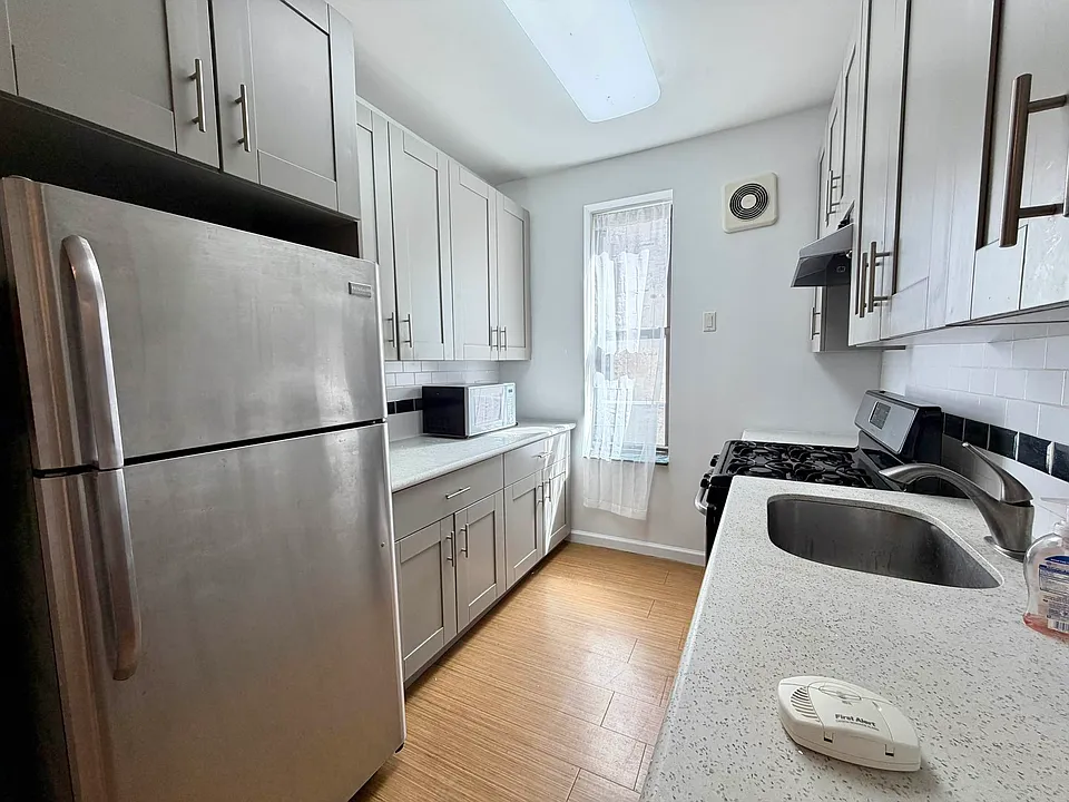 240 Senator St #2