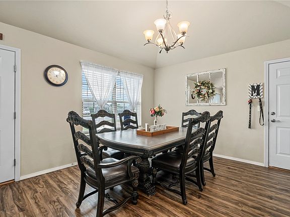 5th image of 2124 Nalani Cir