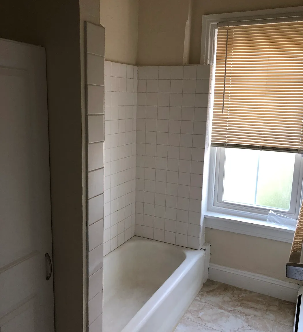 3 bed, 800 sqft, $1,700 — Photo 1