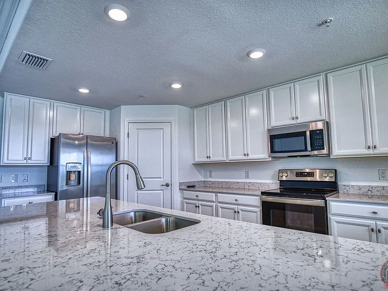 12355 Ghiberti Cir #101 — Photo 22