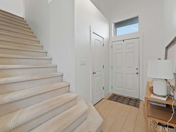 3rd image of 2657 N Elm Dr