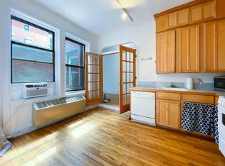 346 E 10th St APT 16, New York, NY 10009
