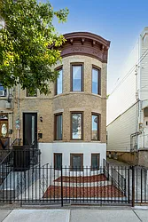 1616 Norman Street  image 1 of 14