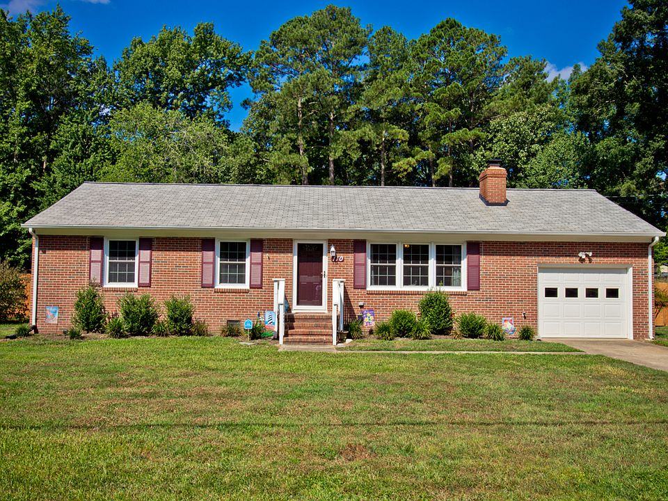 1st image of 110 Winsome Haven Dr