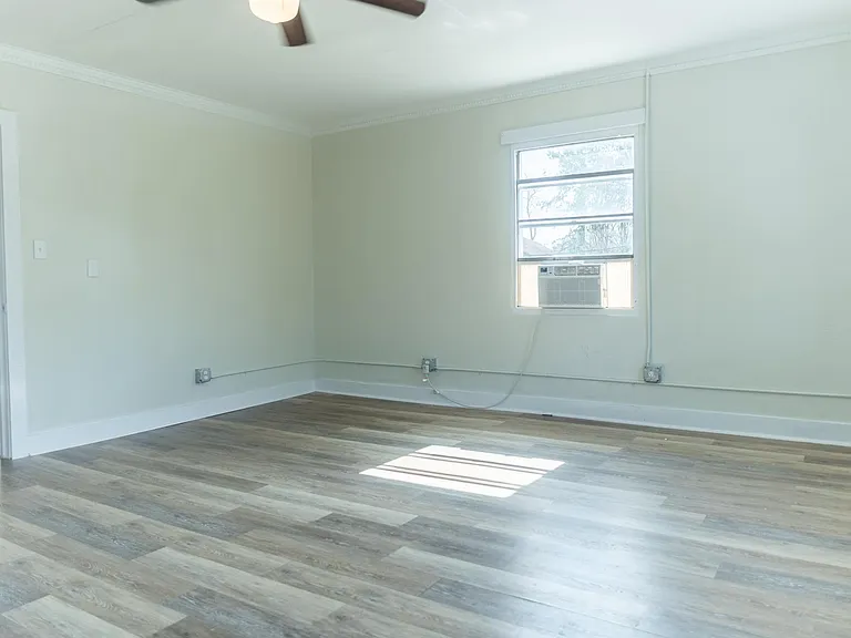 404 S Wells St #B — Photo 10