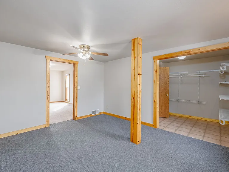 138 Martin St — Photo 10