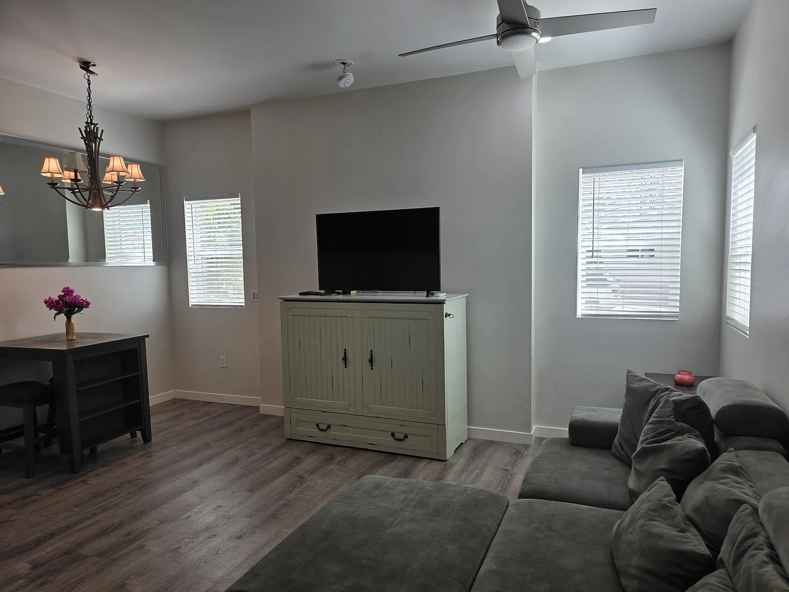1 bed, 800 sqft, $1,650 — Photo 4